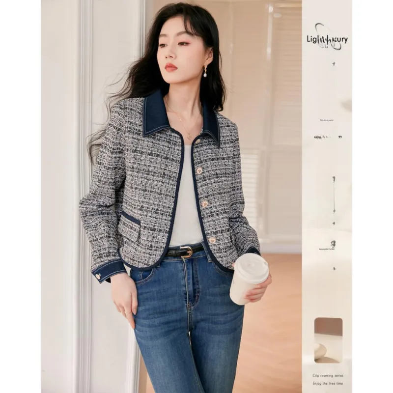 Like The Age Of Water Velvet feel Coat Women's Black White-3