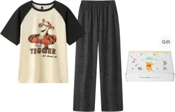 Gongdie x Disney Winnie The Pooh Series Pajama Set Men's Gift Box Set Apricot