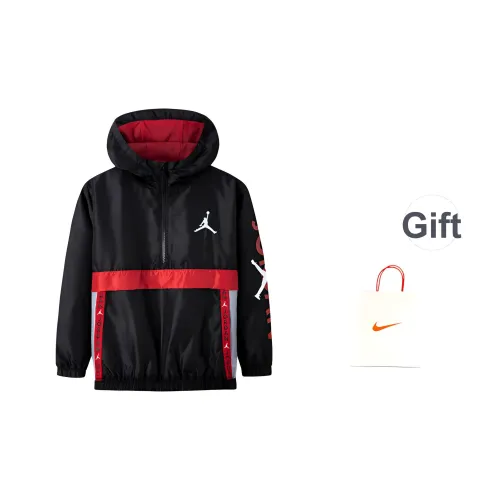 nike Куртки Пальто Глубокий черный Дети Возраст 3-7 лет