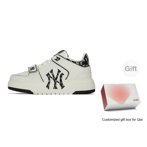 MLB New York Yankees Skateboard Shoes Unisex Mid-Top Black