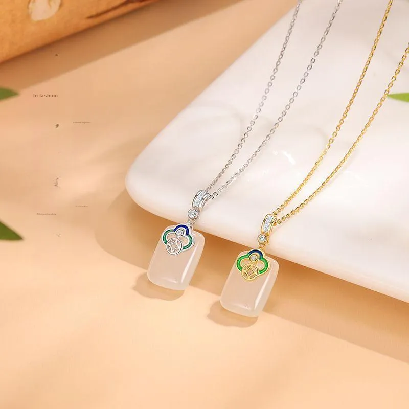 Master Kim Chalcedony Necklaces Unisex-4