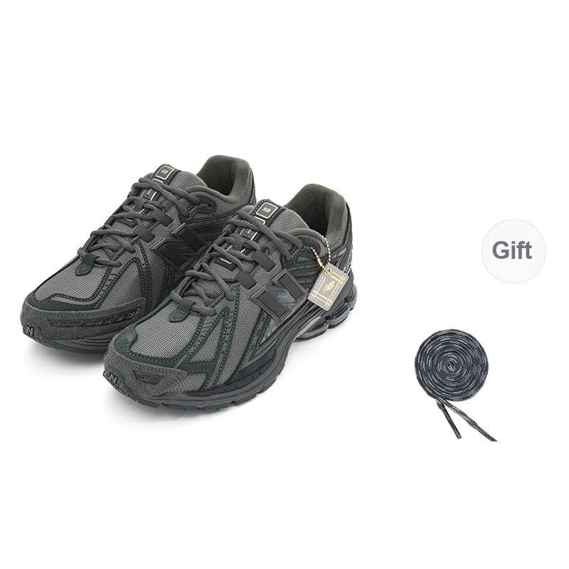 New Balance 1906R Greyscale-1