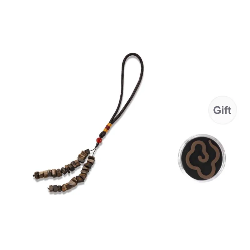 Gianina Agarwood Pendants Unisex-0