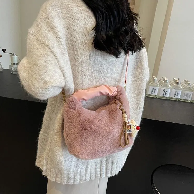 Cwatcun Plush Shoulder Bag Women's Multicolor-15