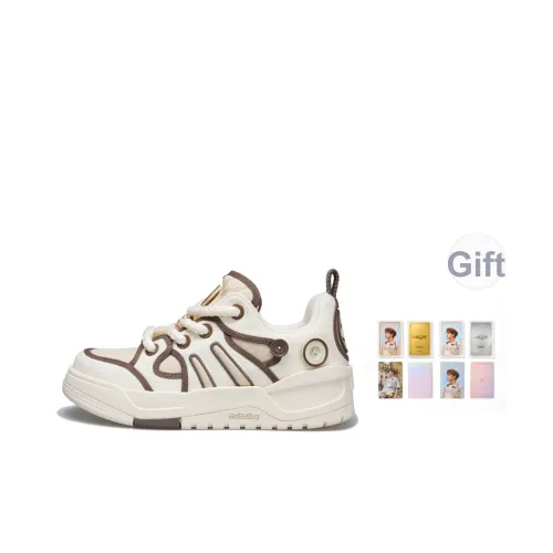 Палладий Фрукты Украшение Обувь Балансированный Легкий И Дышащий Низкий Топ Скейтборд Кроссовки Унисекс Коричневый