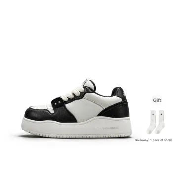 WANDER AROUND Thermal Slip Resistant And Abrasion Resistant Low Top Skateboard Shoes Women's Black White