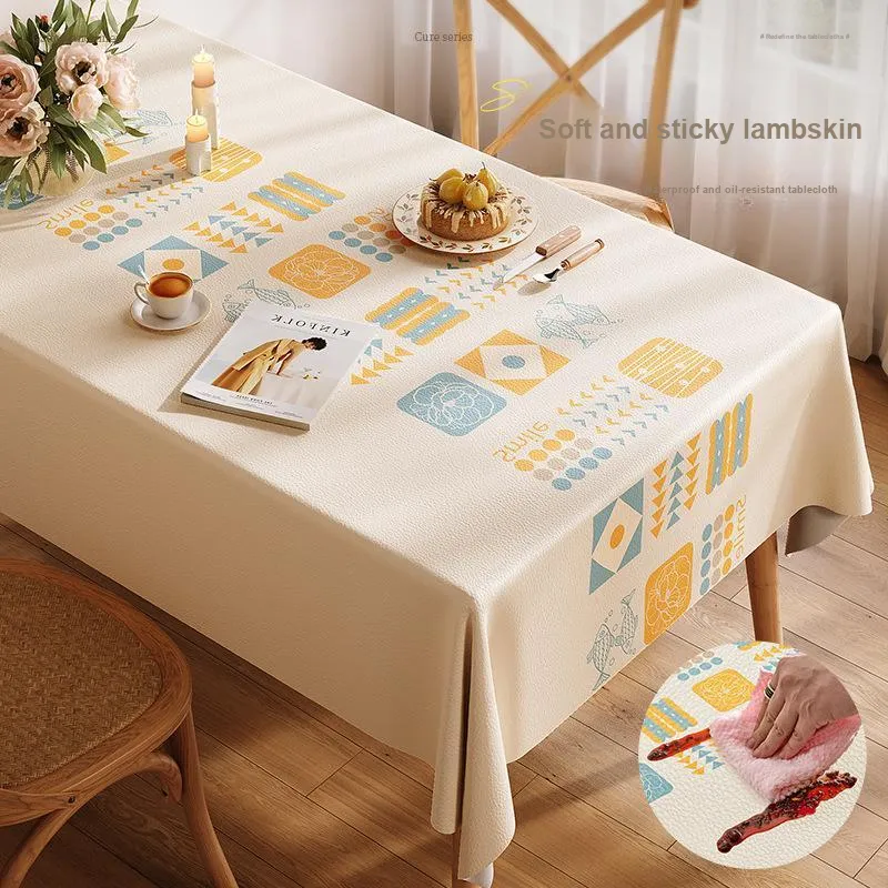 Spinning Autumn Pie Tablecloths-3