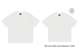 White (free white short-sleeved T-shirt)