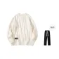 White[Free Black Pants]