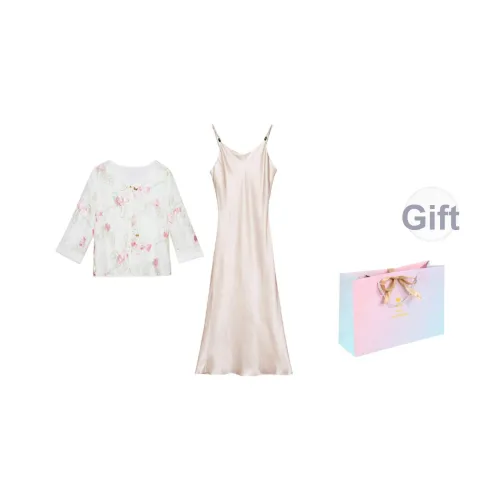 SONDR Женские Комплекты с Юбкой