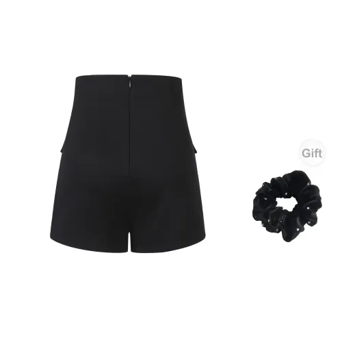 Three Quarters Casual Shorts Women's Black