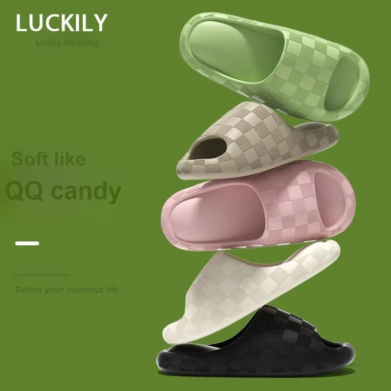 Lighthearted Summer Slippers EVA Square Checkered Squashy And Bouncy Feeling Thickened Slip Resistant Slippers-5