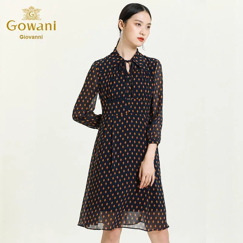 QIAOWANNI Long Sleeved Dress Women's Gold Leaf Pattern-2
