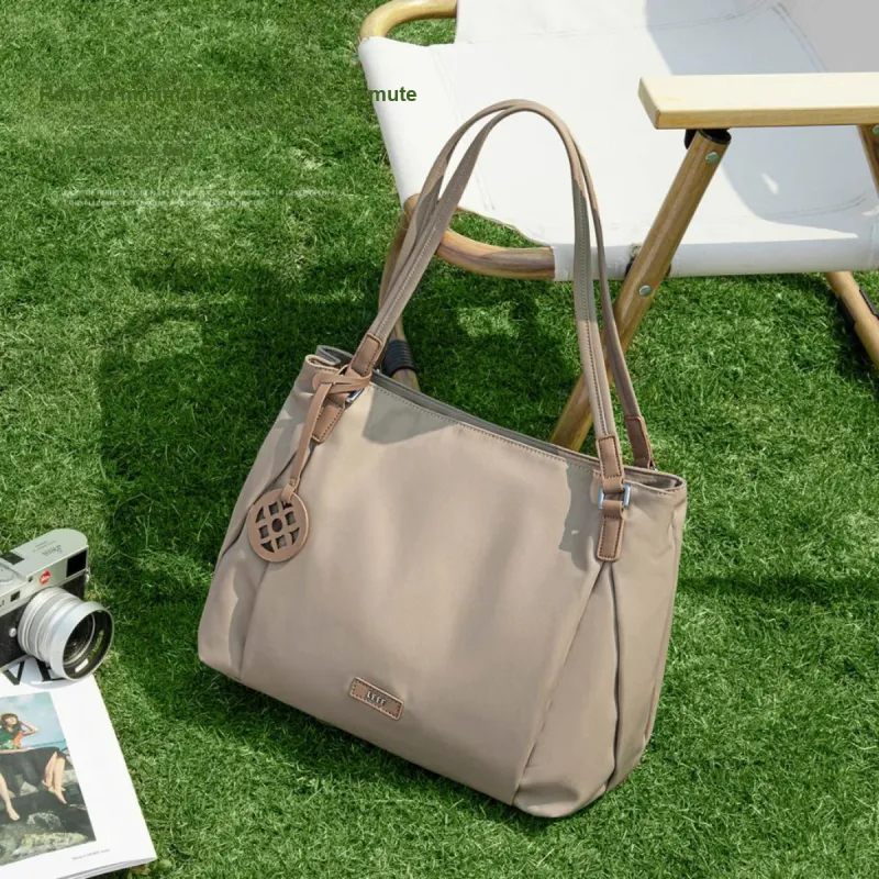 LEFF Fabric Shoulder Bag Regular Women's Milk Tea Apricot-2