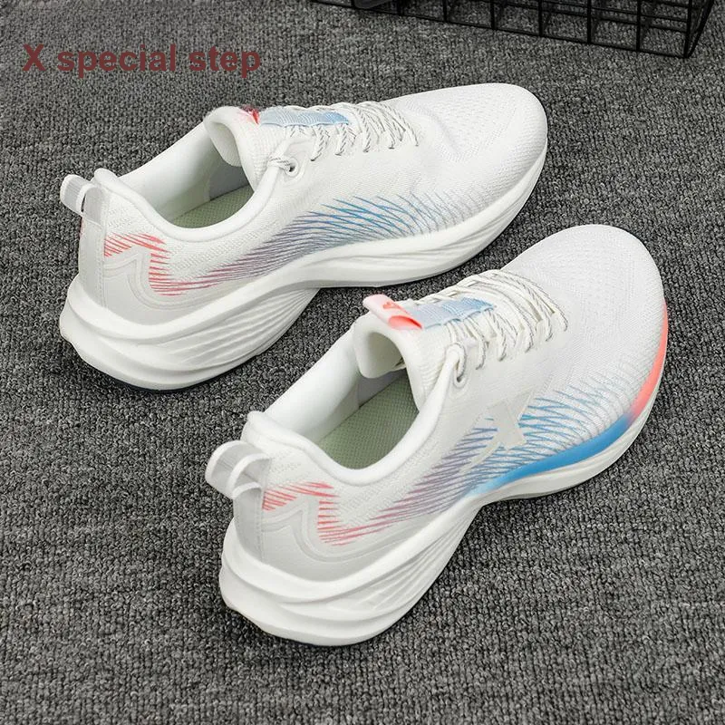 XTEP Cushioning Lightweight Low Top Running Shoes Men's White Blue-7
