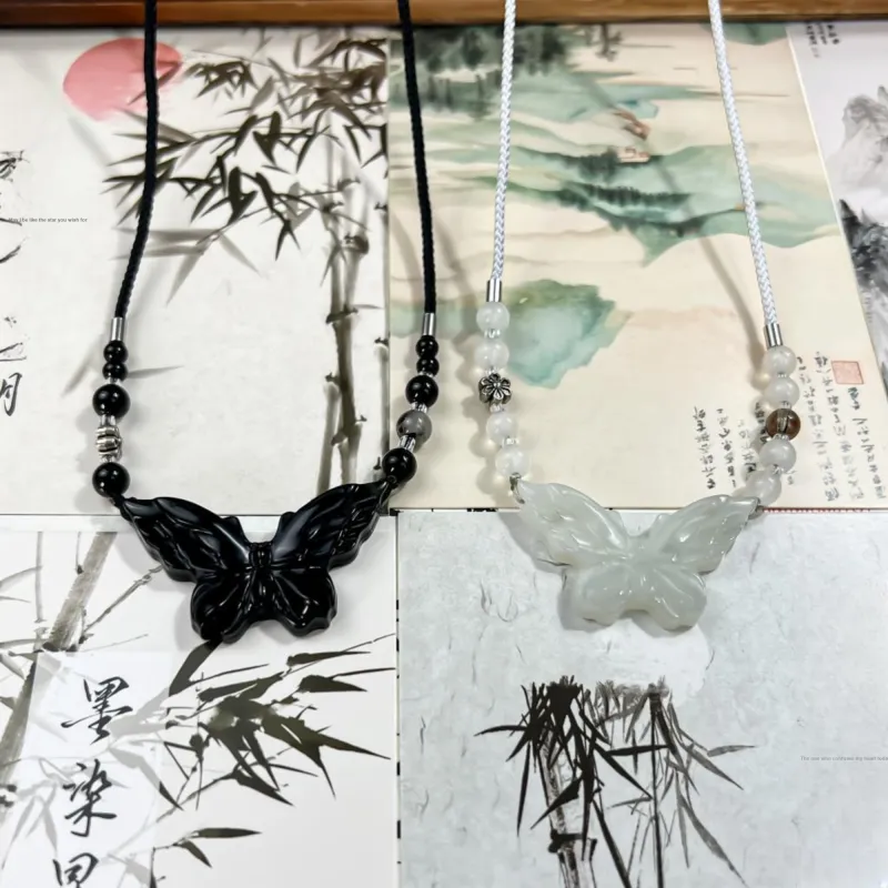 Tang Zhi Serpentine Jade Necklaces Unisex-5