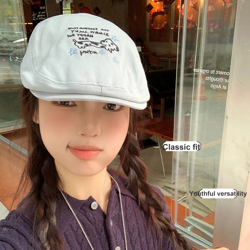 PLAN IN Berets Women's-1