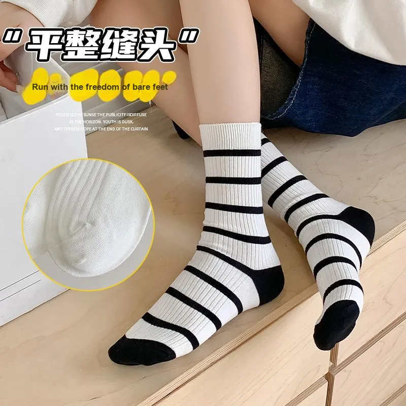 MIIOW Mid-Calf Socks Women's 5 Pack-4