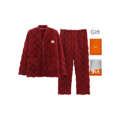 Удобный и освежающий комплект пижам мужского пола красный