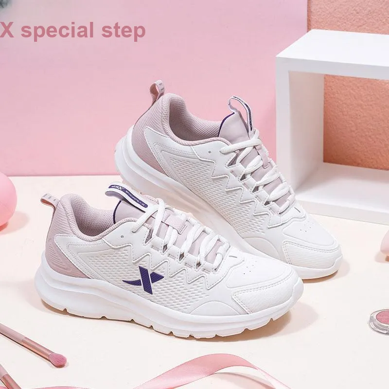 XTEP Waterproof And Lightweight Low Top Running Shoes Women's Beige Pink-6