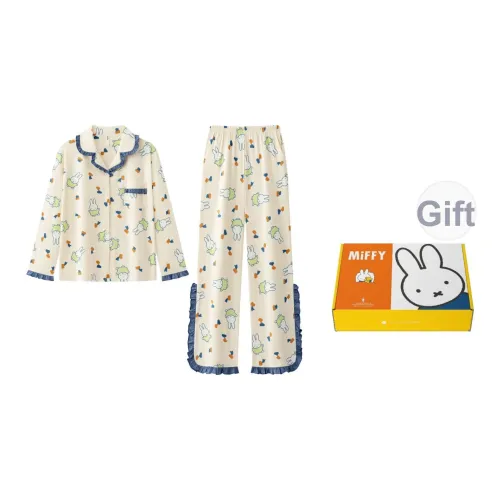 Gongdie Пижамный комплект для женщин набор в подарочной коробке