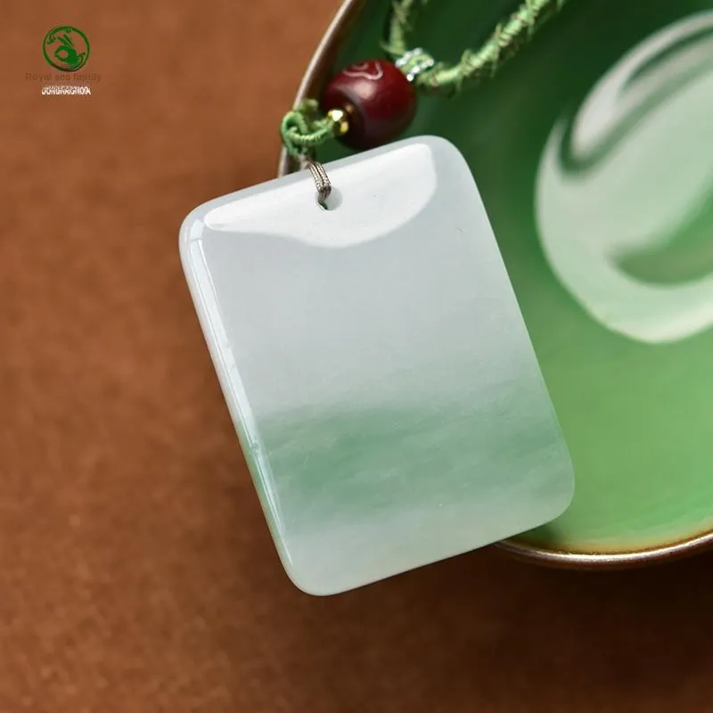 Tokai Family Tianshan Jade Necklaces Unisex-2