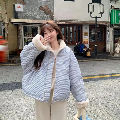 Aghr Женские пуховики