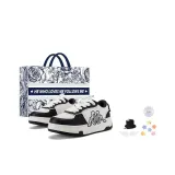 White (Comes with Flower Shopping Bag+Stars Shoe Accessories*6+Shoelace)