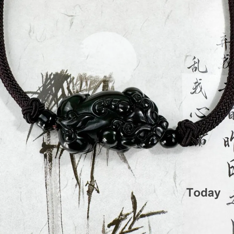 Tang Zhi Obsidian Necklaces Unisex-9