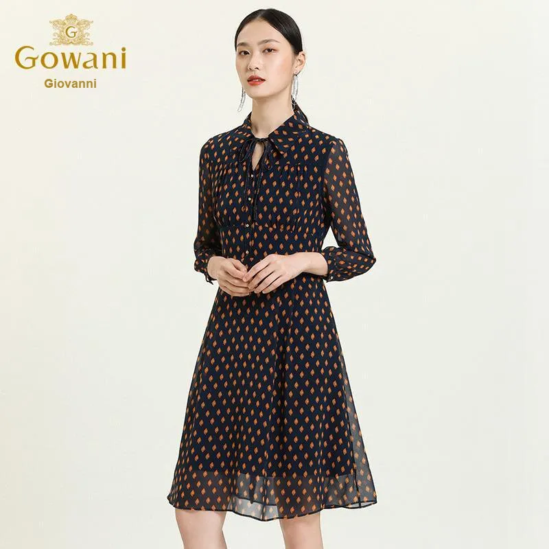 QIAOWANNI Long Sleeved Dress Women's Gold Leaf Pattern-3