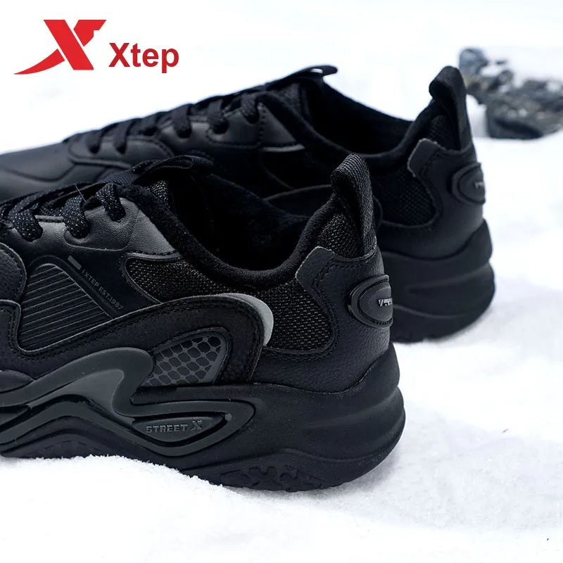 XTEP Anti Slip Wear Resistant Water Resistant Warm Low Top Casual Shoes Men's Black-9