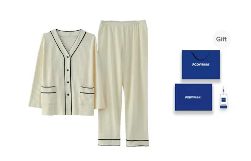 Floating Light Islands Pajama Set Women's Gift Box Set Apricot