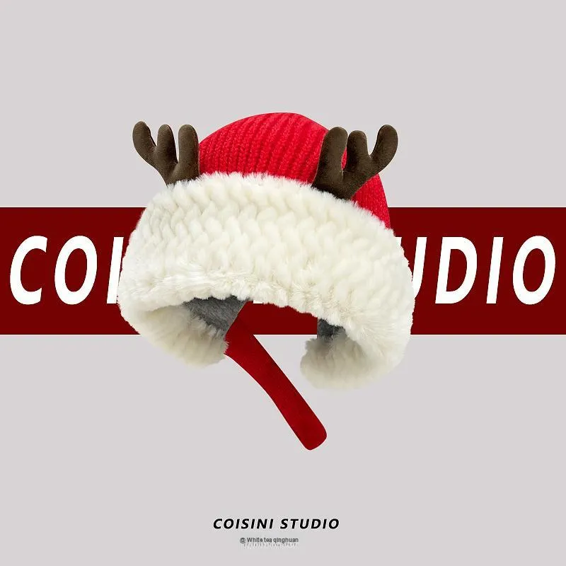 Moore Joan Plush Hats & Caps Women's-3