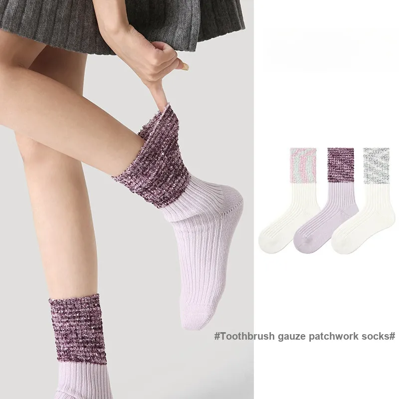 Vine Color Mid Calf Socks Unisex 3 Pack-1