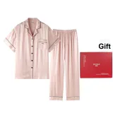 D24098 Women's Short-Sleeved Shirt and Pants