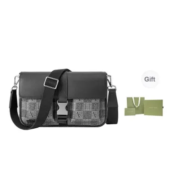 VANESSA HOGAN Cow Leather Shoulder Bag Large Size Men's Black