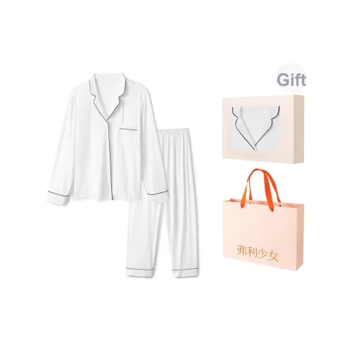 FREELASS Пижамный комплект Летний Женский Набор в подарочной коробке Белый