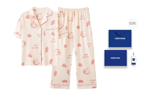 Floating light islands Women's Pajama Sets