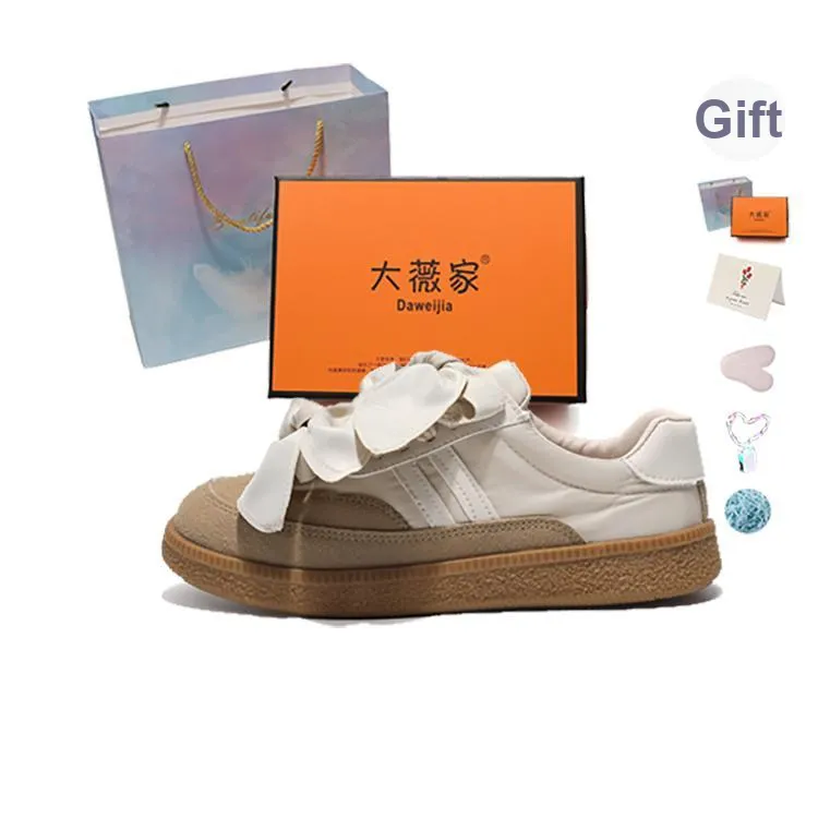 Dawei's House Low Top Skateboard Shoes Women's-21