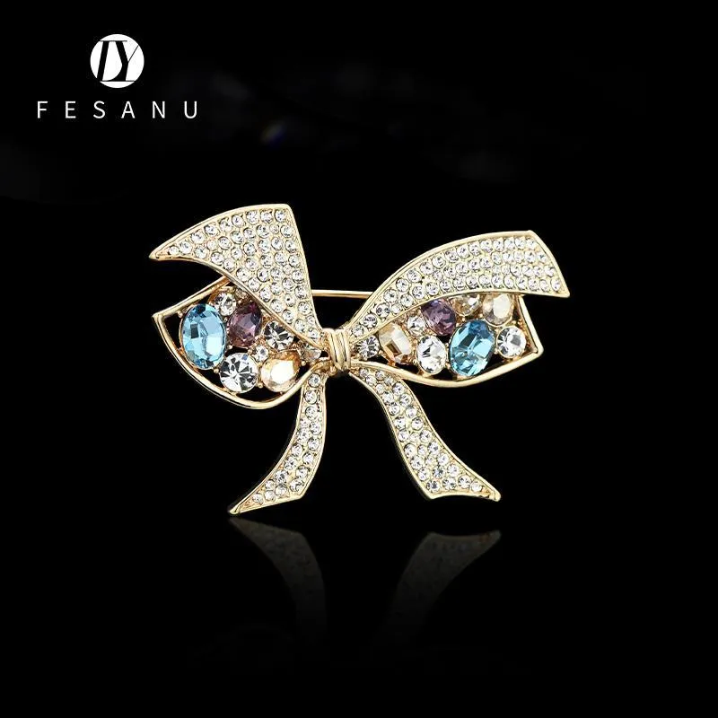 Lan Ying Crystal Brooches Women's-3