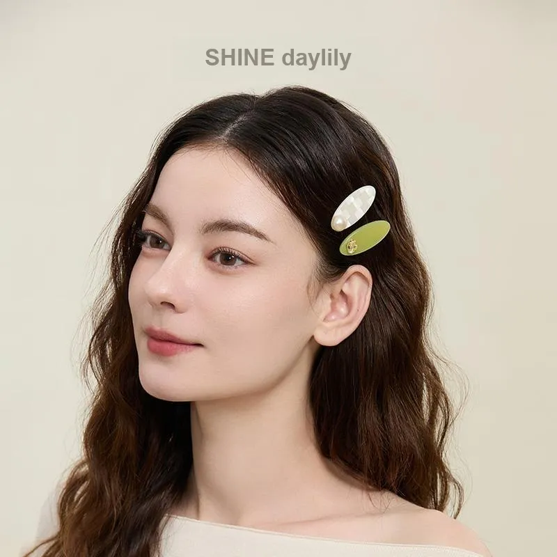 SHINE Spring To Summer Collection Plate Hair Clips Women's-2