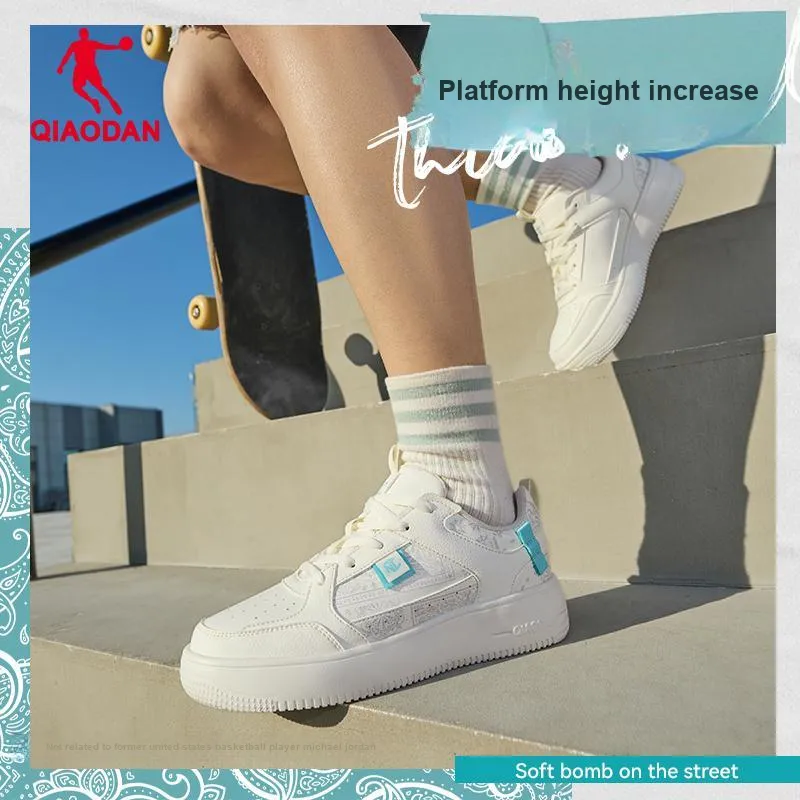 QIAODAN Cashew Flower Pattern Wear Resistant Breathable Slip Resistant Low Top Skateboard Shoes Women's White Blue-6