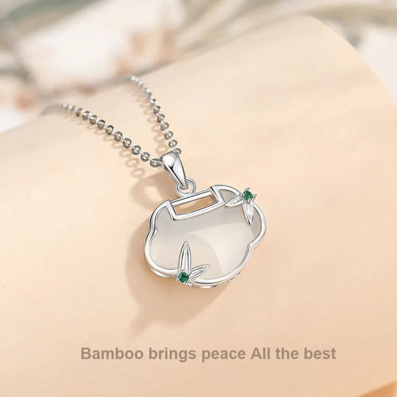 Master Kim Chalcedony Jade Necklaces Unisex-2