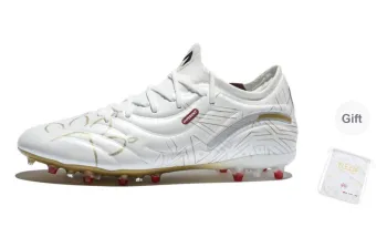 KELME Master 2.0 Soccer Shoes Unisex Low Top White Gold