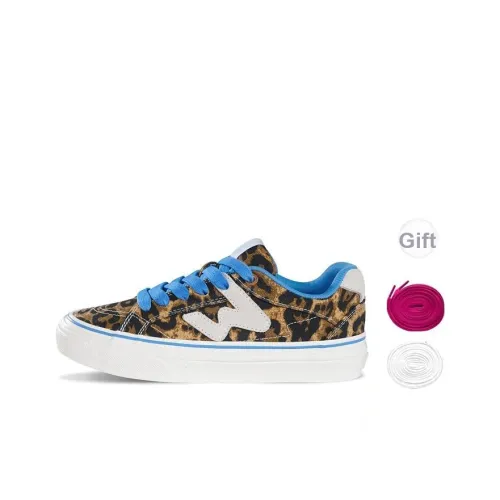 Deesha Сладкий стиль Пухлые туфли Амортизация Устойчивые к истиранию Легкий Низкий топ Кроссовки для скейтбординга Женские