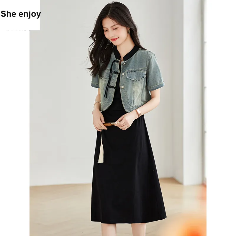 She Enjoys Short Sleeved Dress Women's-6