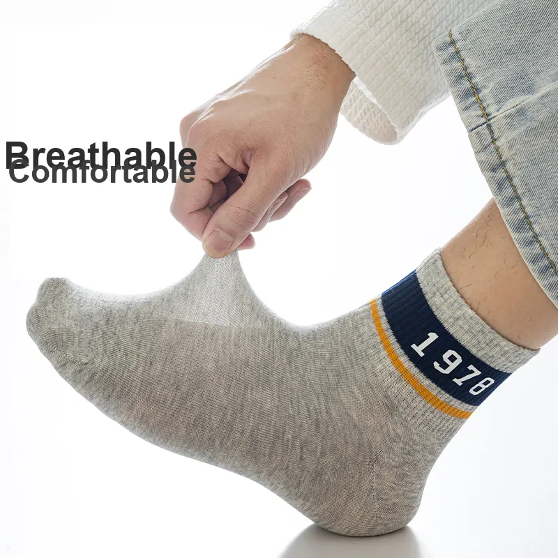 Urban Beauty Mid Calf Socks Men's Combo Set-17