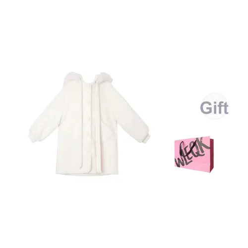 CTRTRC Белый Женский Пальто