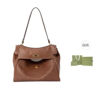 VANESSA HOGAN Shoulder Bags