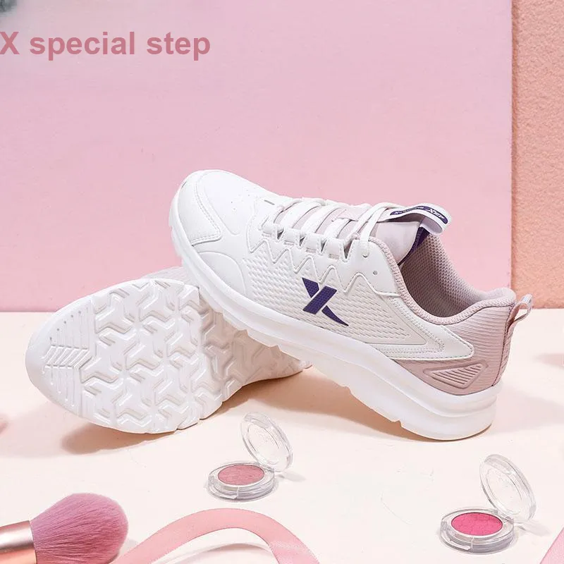 XTEP Waterproof And Lightweight Low Top Running Shoes Women's Beige Pink-8